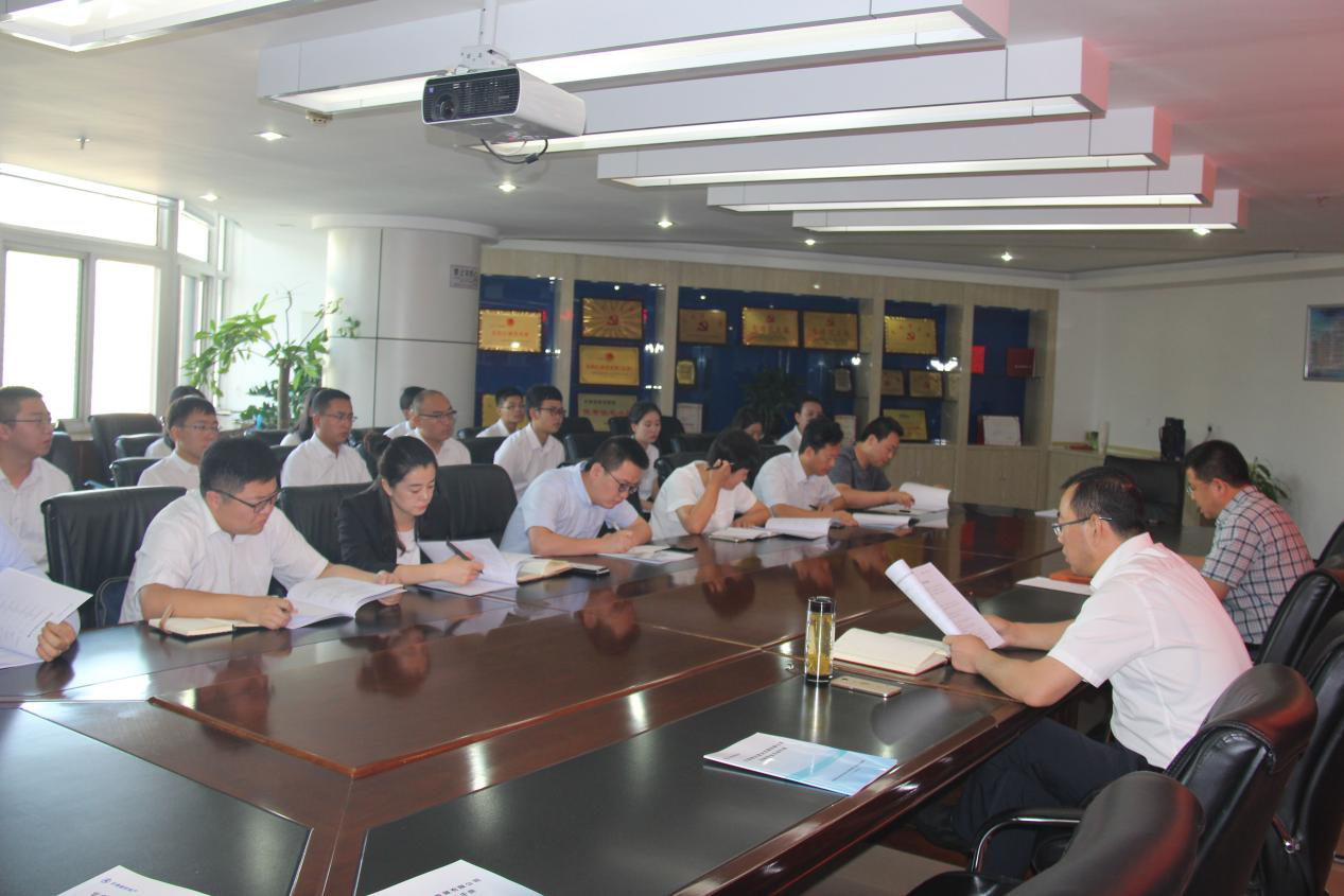 公司舉辦“導師帶徒”活動簽約儀式